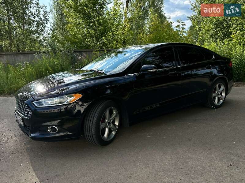 Седан Ford Fusion 2015 в Киеве