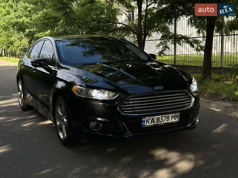 Седан Ford Fusion 2015 в Киеве