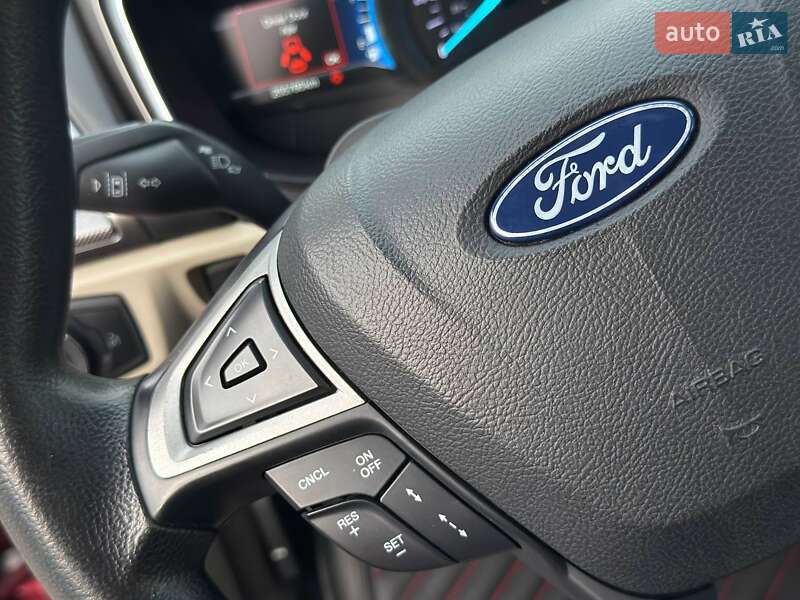 Седан Ford Fusion 2019 в Харькове