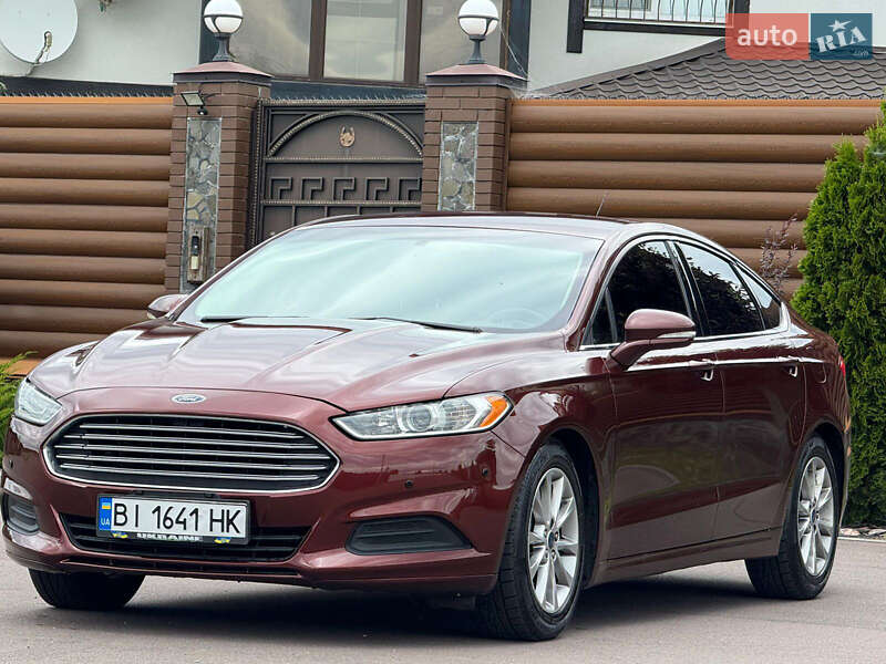 Седан Ford Fusion 2015 в Києві
