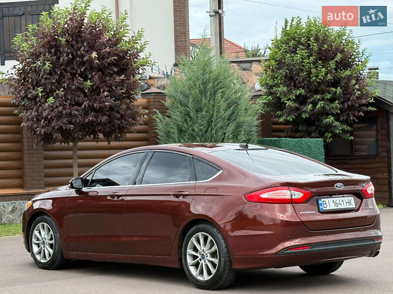 Седан Ford Fusion 2015 в Києві