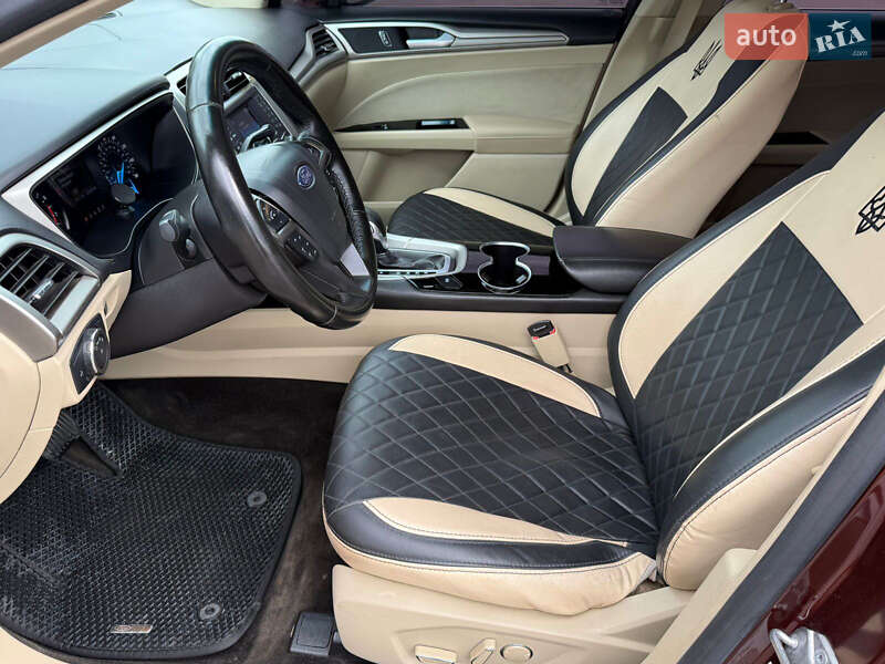 Седан Ford Fusion 2015 в Києві