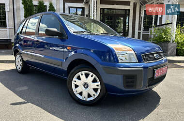 Хэтчбек Ford Fusion 2007 в 