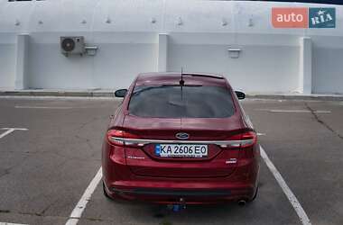 Седан Ford Fusion 2018 в 