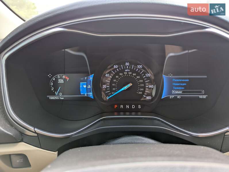 Седан Ford Fusion 2015 в Шептицькому
