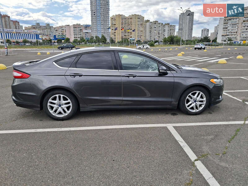 Седан Ford Fusion 2014 в Киеве