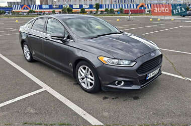 Седан Ford Fusion 2014 в 