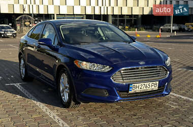 Седан Ford Fusion 2014 в 