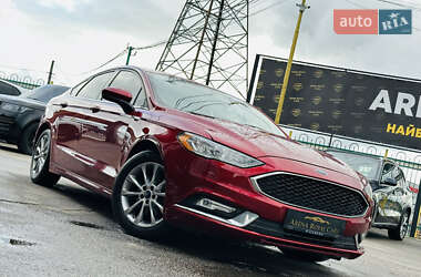 Седан Ford Fusion 2017 в 