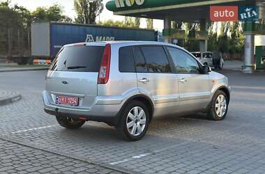 Хэтчбек Ford Fusion 2006 в 