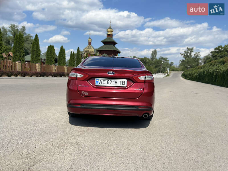 Седан Ford Fusion 2014 в Дніпрі