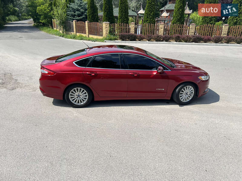 Седан Ford Fusion 2014 в Дніпрі