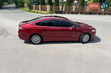 Седан Ford Fusion 2014 в 