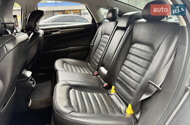 Седан Ford Fusion 2014 в 