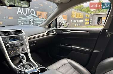 Седан Ford Fusion 2014 в 