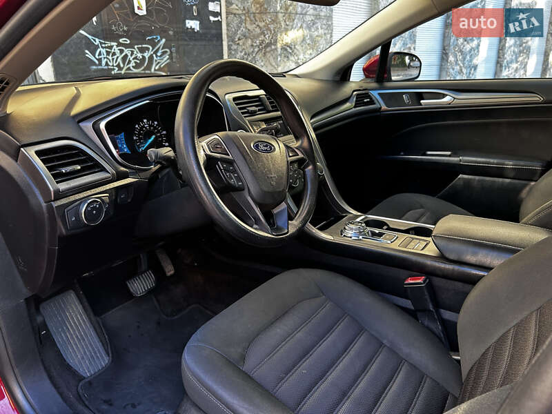 Седан Ford Fusion 2018 в Киеве