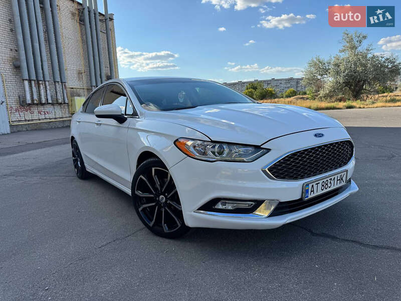 Седан Ford Fusion 2017 в Херсоне