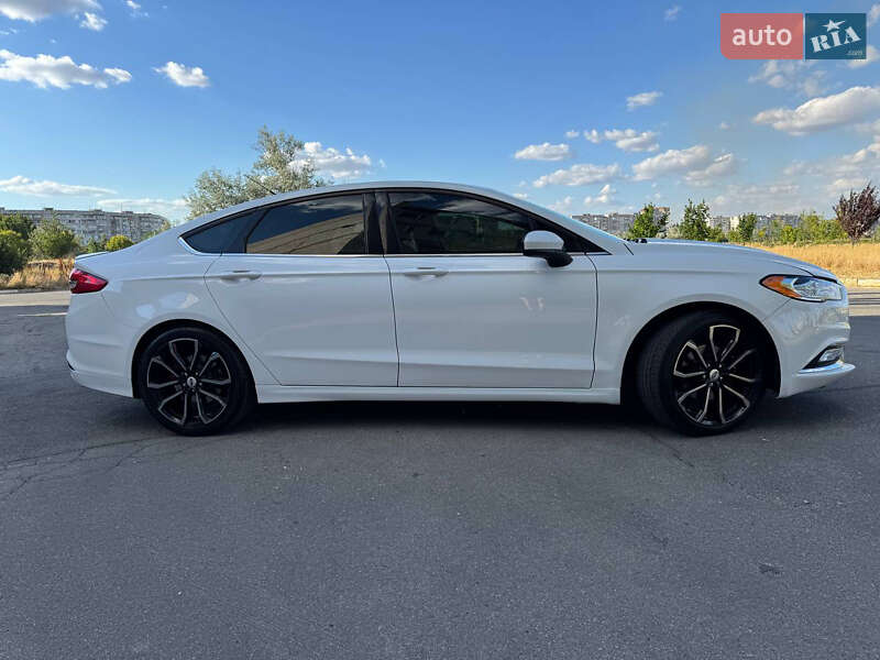 Седан Ford Fusion 2017 в Херсоне