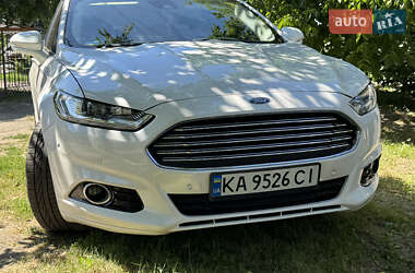 Седан Ford Fusion 2014 в 