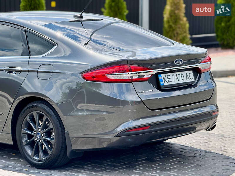Седан Ford Fusion 2016 в Днепре