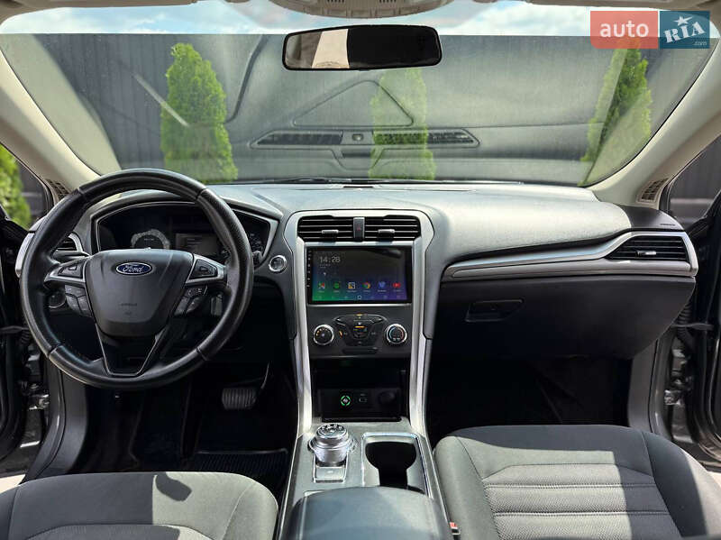 Седан Ford Fusion 2016 в Днепре