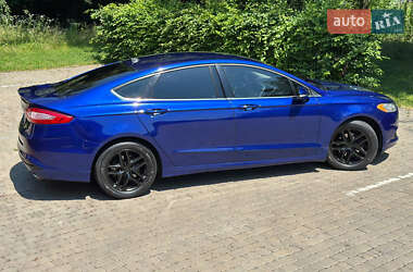 Седан Ford Fusion 2014 в 