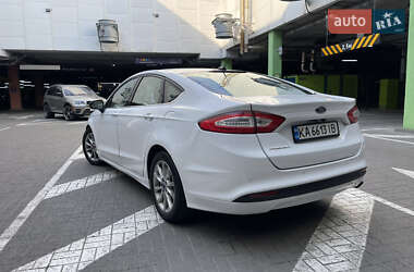 Седан Ford Fusion 2014 в 