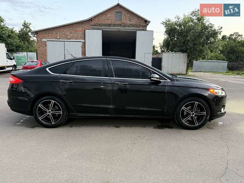 Седан Ford Fusion 2014 в Лохвиці