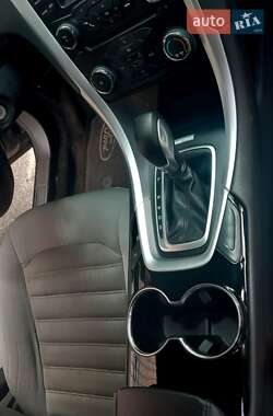 Седан Ford Fusion 2014 в 
