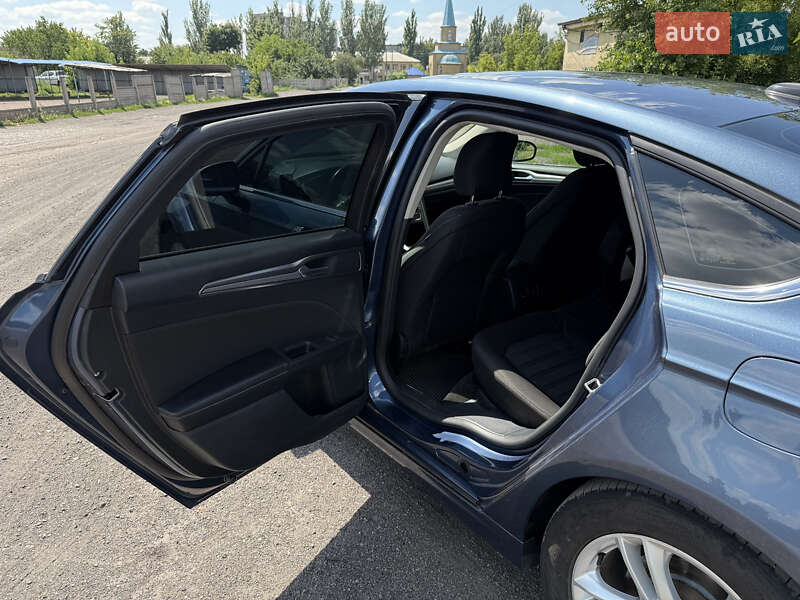 Седан Ford Fusion 2017 в Павлограде