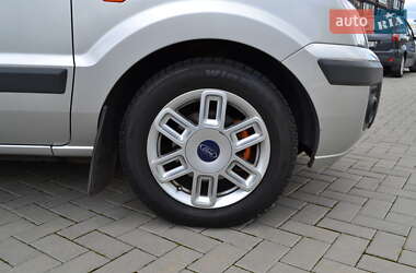 Хэтчбек Ford Fusion 2008 в 