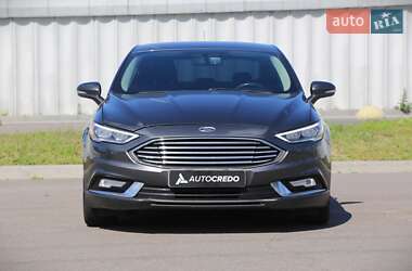 Седан Ford Fusion 2016 в 