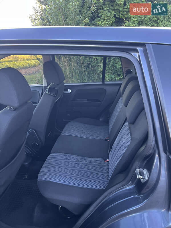 Хэтчбек Ford Fusion 2007 в Ровно