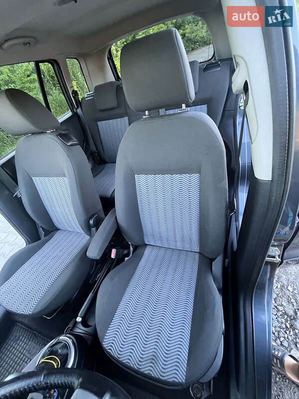 Хэтчбек Ford Fusion 2007 в Ровно