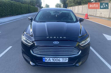 Седан Ford Fusion 2013 в 