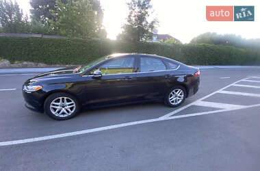 Седан Ford Fusion 2013 в 