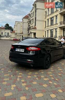 Седан Ford Fusion 2013 в 