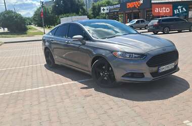 Седан Ford Fusion 2013 в Сумах