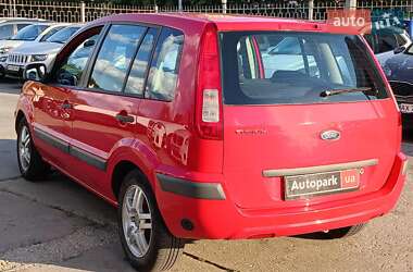 Хэтчбек Ford Fusion 2011 в 