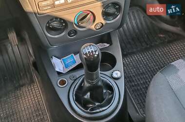 Хэтчбек Ford Fusion 2011 в 