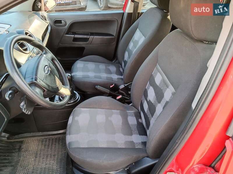 Хэтчбек Ford Fusion 2011 в Харькове