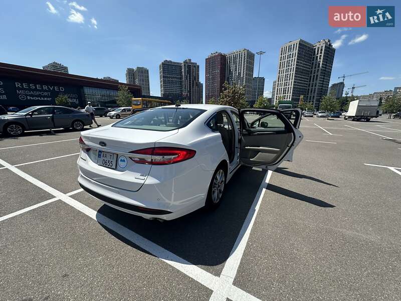 Седан Ford Fusion 2016 в Киеве