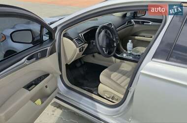 Седан Ford Fusion 2019 в 