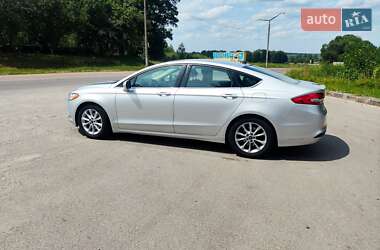 Седан Ford Fusion 2016 в 