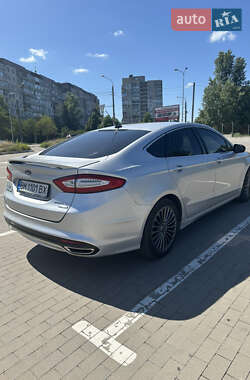Седан Ford Fusion 2016 в 