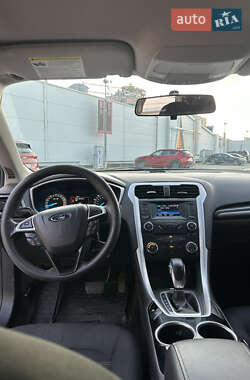 Седан Ford Fusion 2013 в 