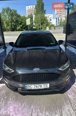 Седан Ford Fusion 2019 в 