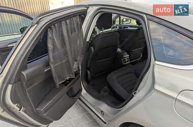 Седан Ford Fusion 2014 в 
