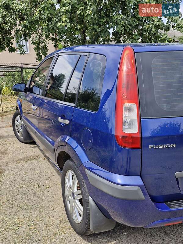 Хэтчбек Ford Fusion 2007 в Косове