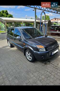 Хэтчбек Ford Fusion 2010 в Новомосковске